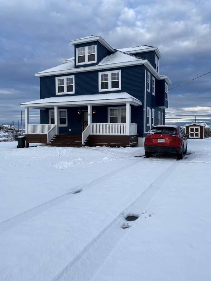 House For Sale in Glace Bay, NS - 3+2 bed, 2.5 bath