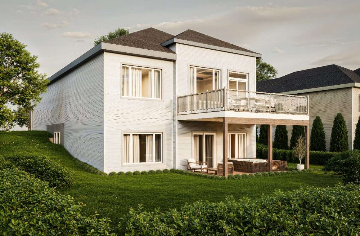 Walkout bungalow on lake