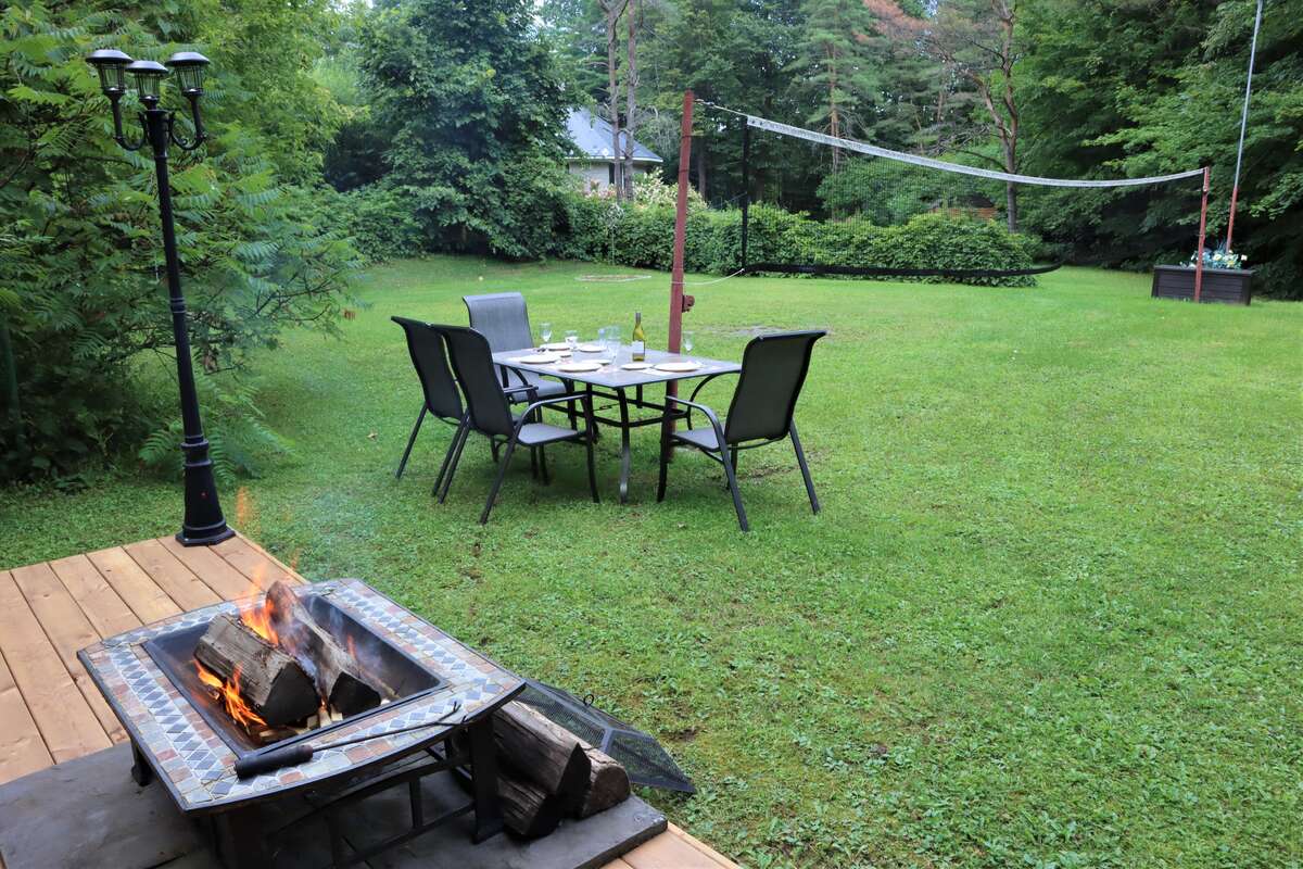 Volleyball/Badminton court / recreation area on the 10-acre property