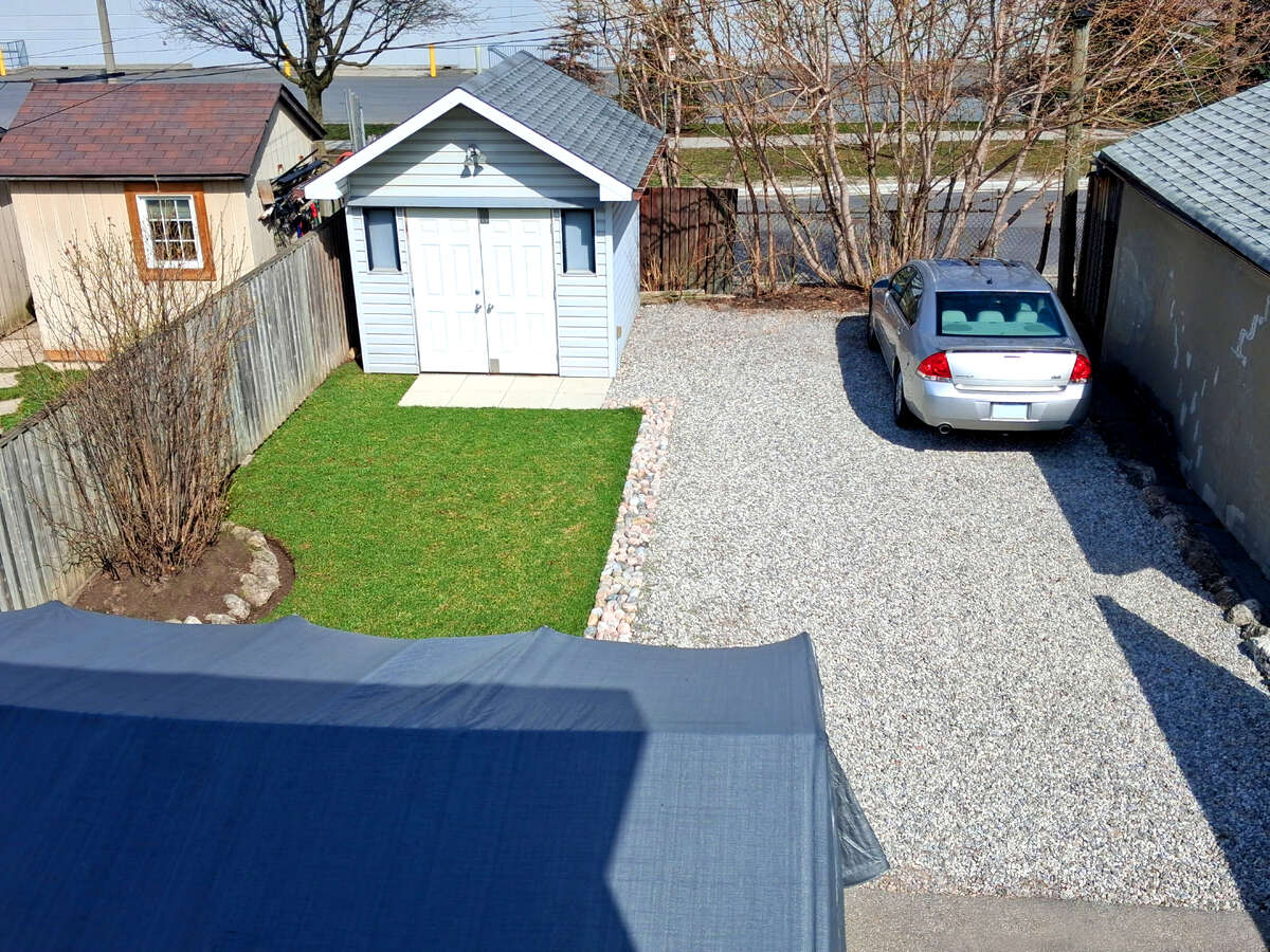 Back Yard With Driveway (Plenty Of Vehicle/Trailer Space)