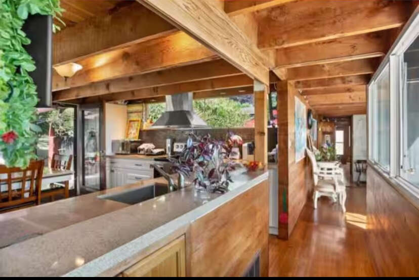 PANAROMA OCEAN VIEW HOUSE
