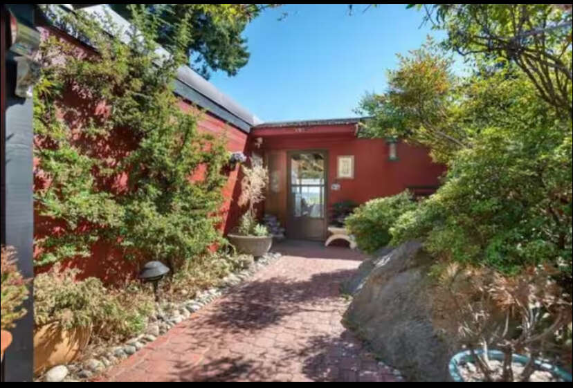 PANAROMA OCEAN VIEW HOUSE