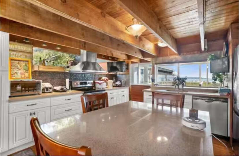 PANAROMA OCEAN VIEW HOUSE