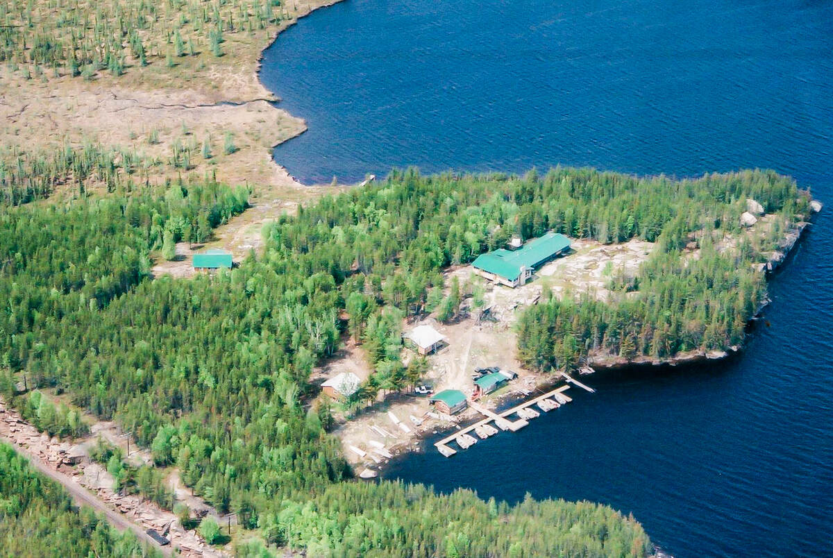  For Sale in Savant Lake, 