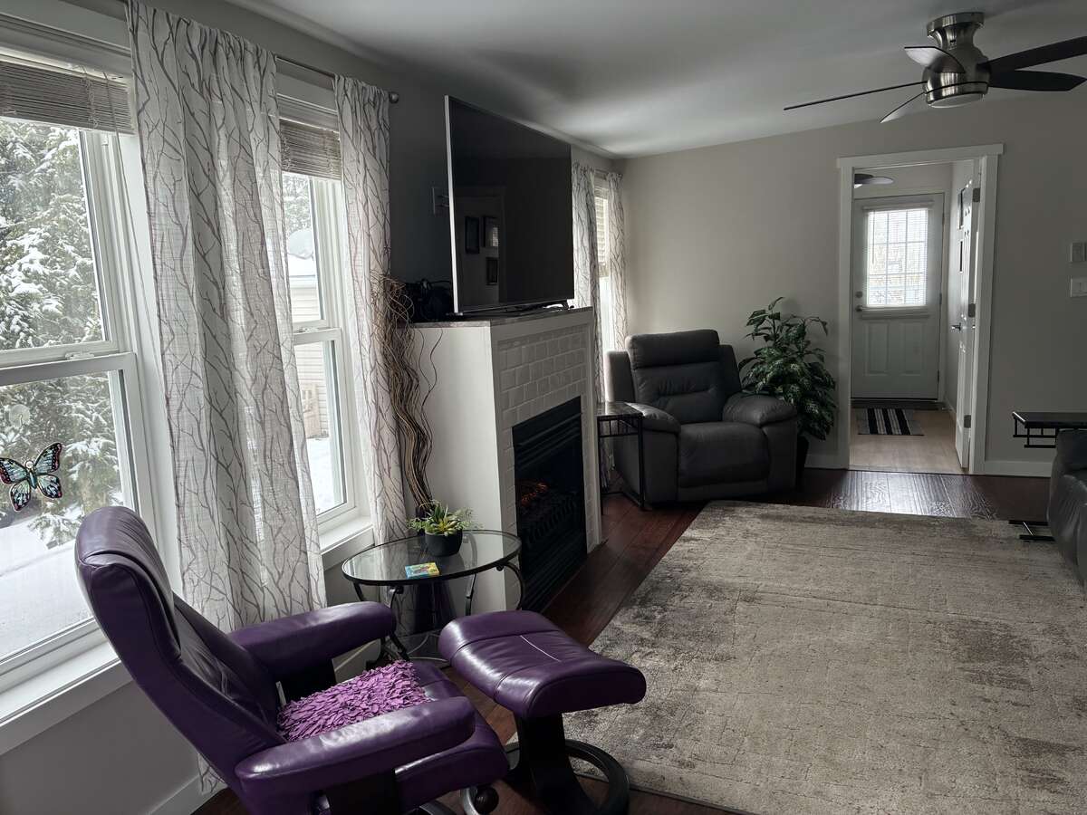 Living room west side