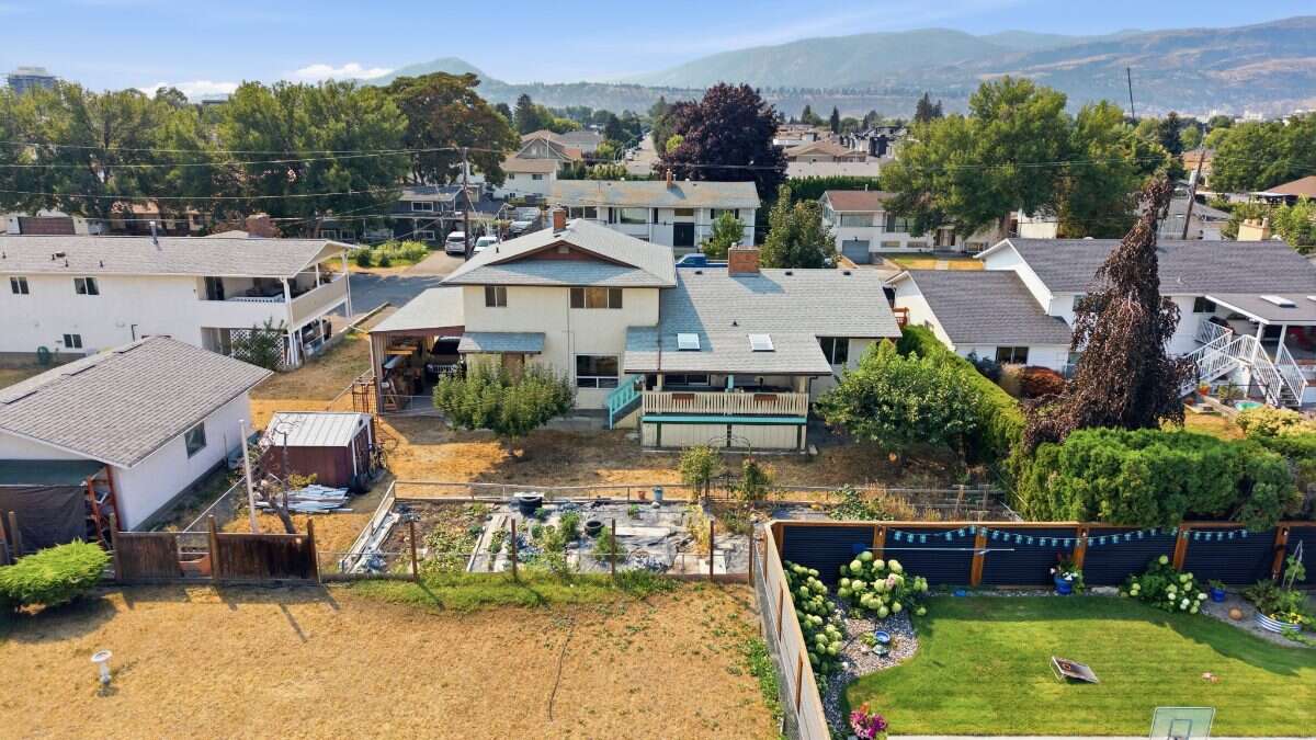 Large Home in Central Kelowna
