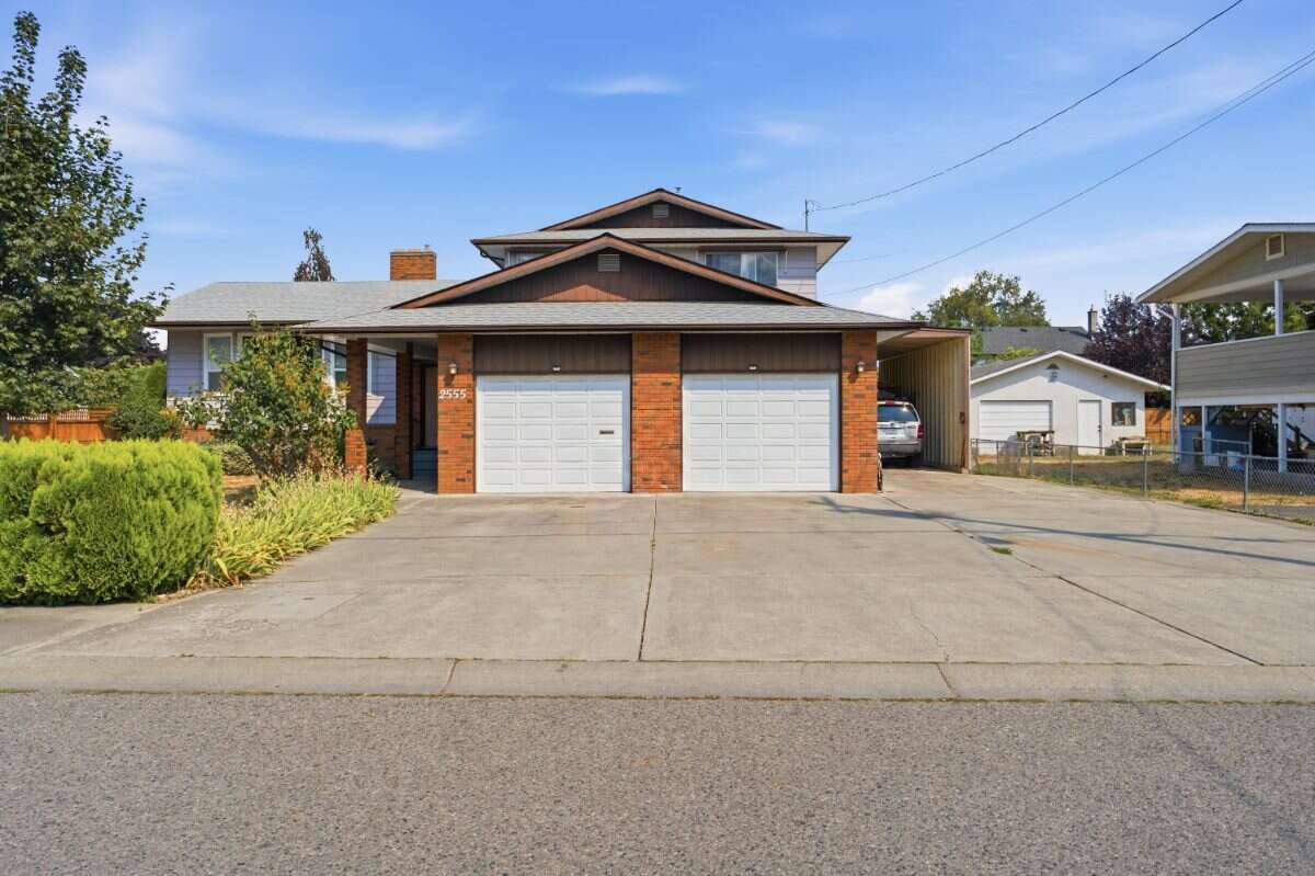Large Home in Central Kelowna