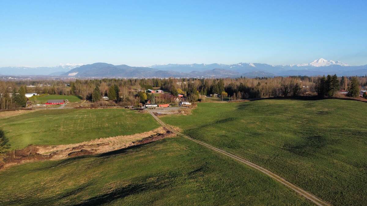 Acreage / Farm / Ranch For Sale in Abbotsford, BC - 2 bed, 2 bath