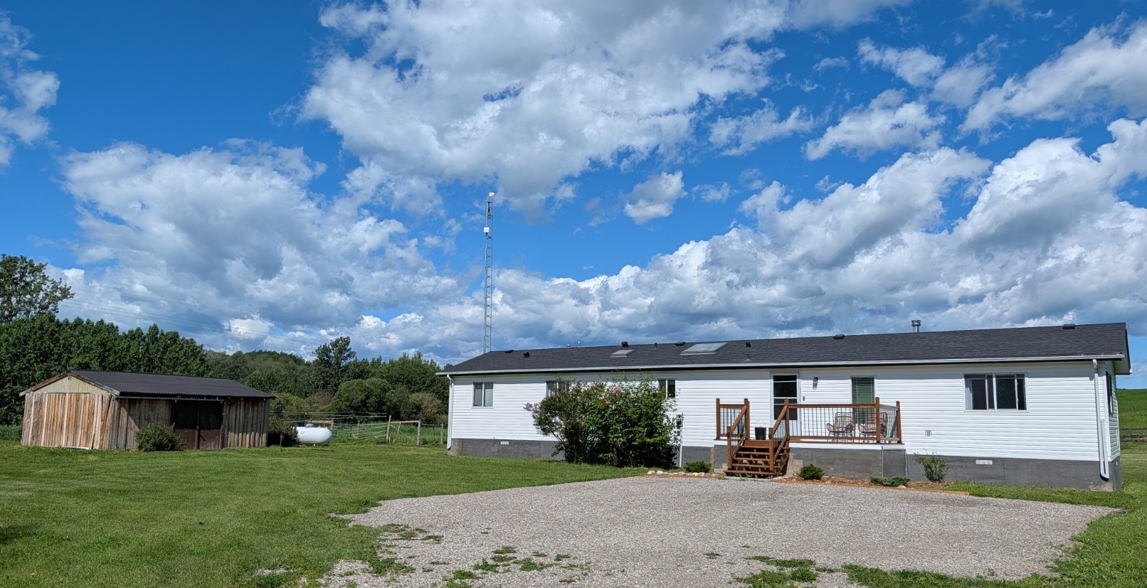 7.8-Acre Acreage by Sundre, Horse Friendly, Quiet