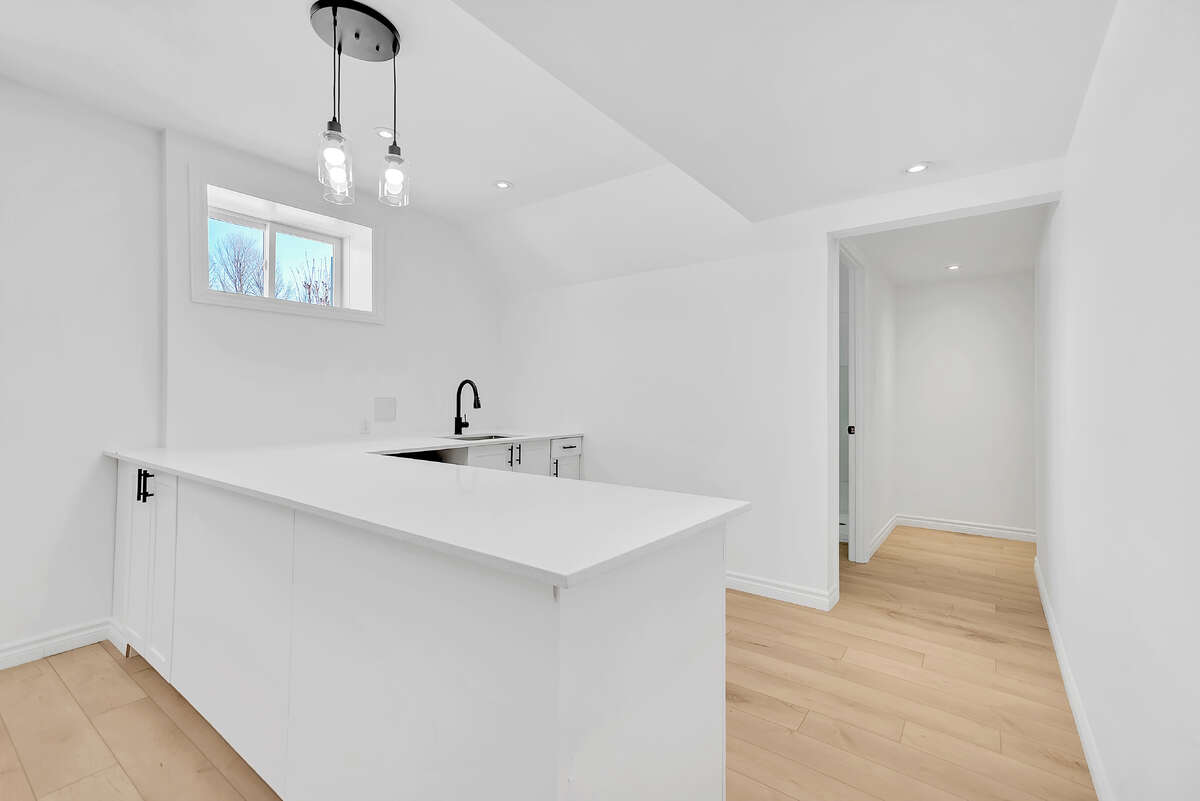 Wet Bar
