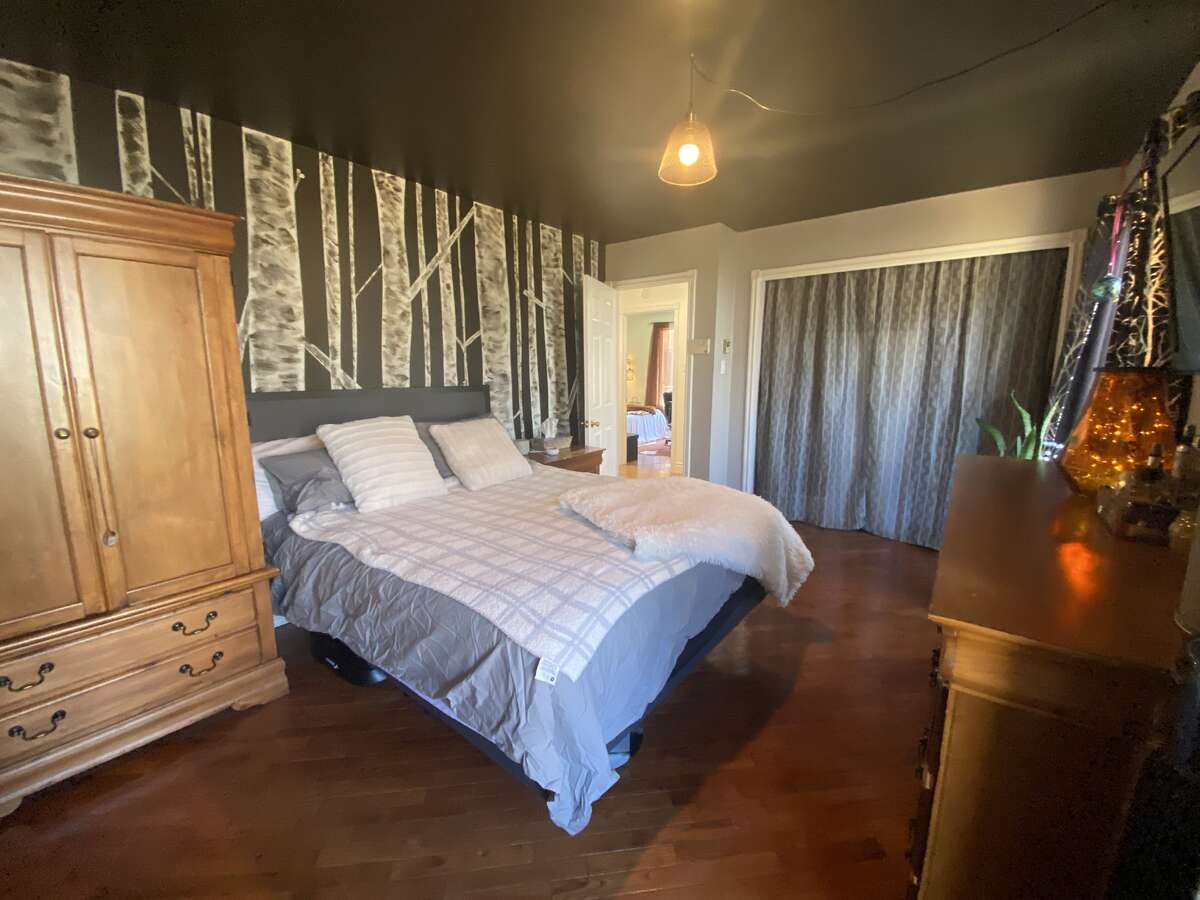 Move-in Ready, Well Kept Home, Close to Everything