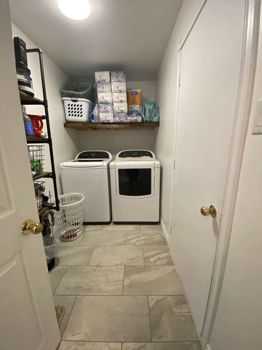 Move-in Ready, Well Kept Home, Close to Everything