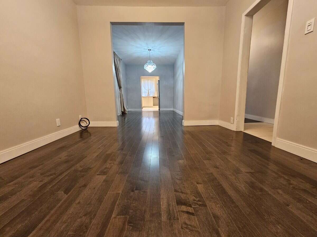 Modern Home in Great Location