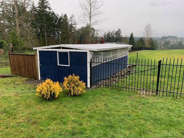 Steel framed barn (may be moved)