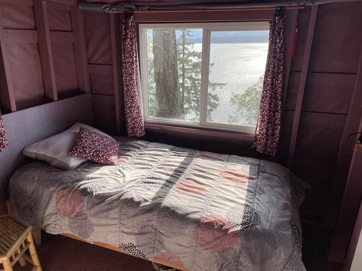 Inside the bunkie
