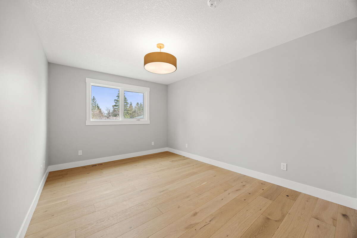 Forever Home in Oakridge Community