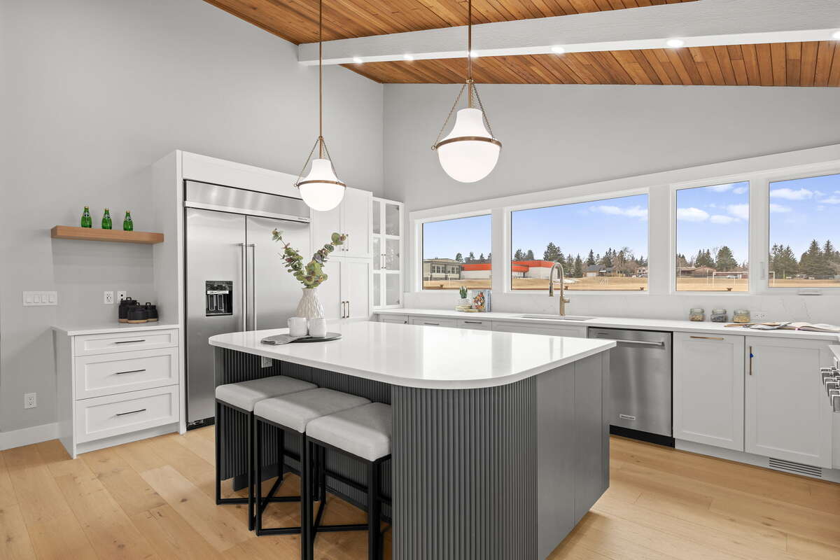 Forever Home in Oakridge Community