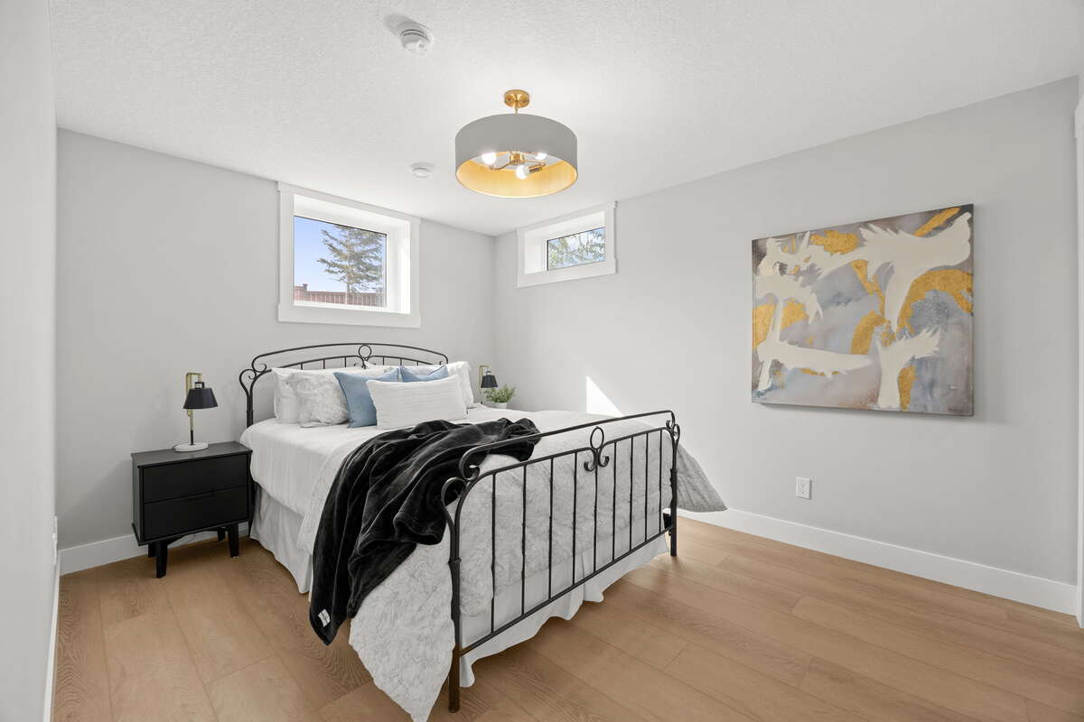 Forever Home in Oakridge Community