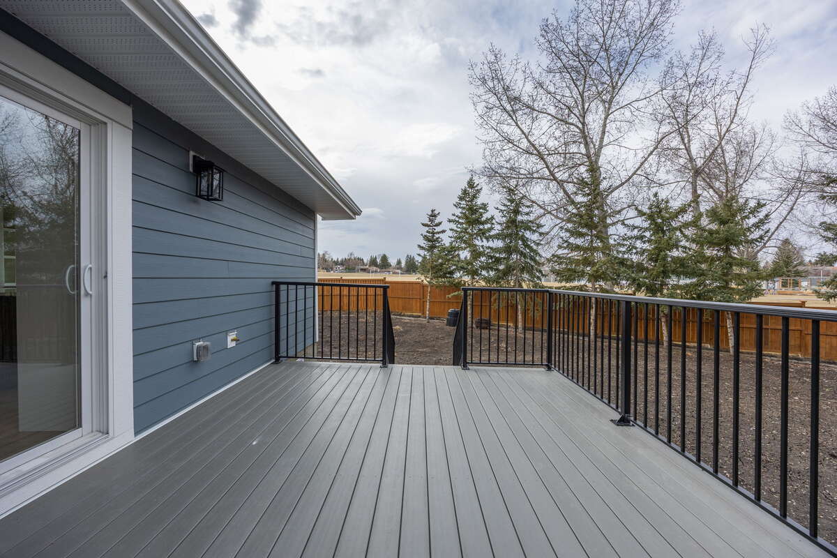 Forever Home in Oakridge Community