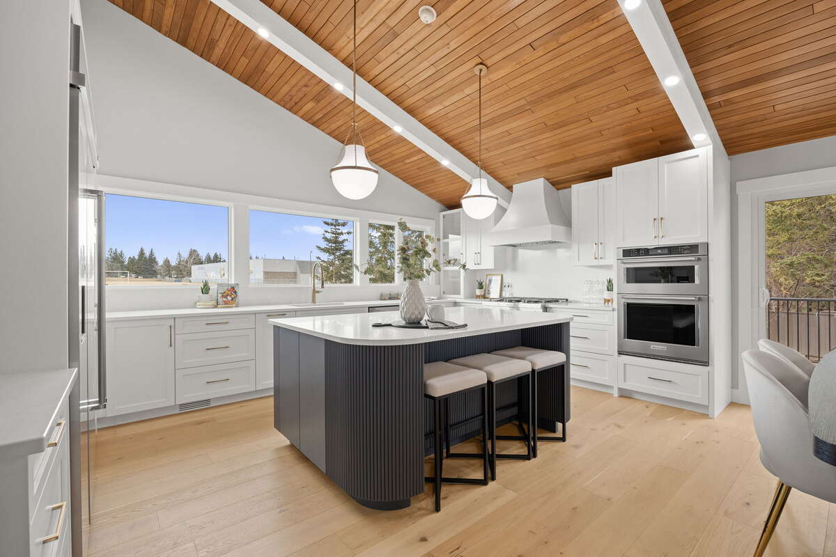 Forever Home in Oakridge Community