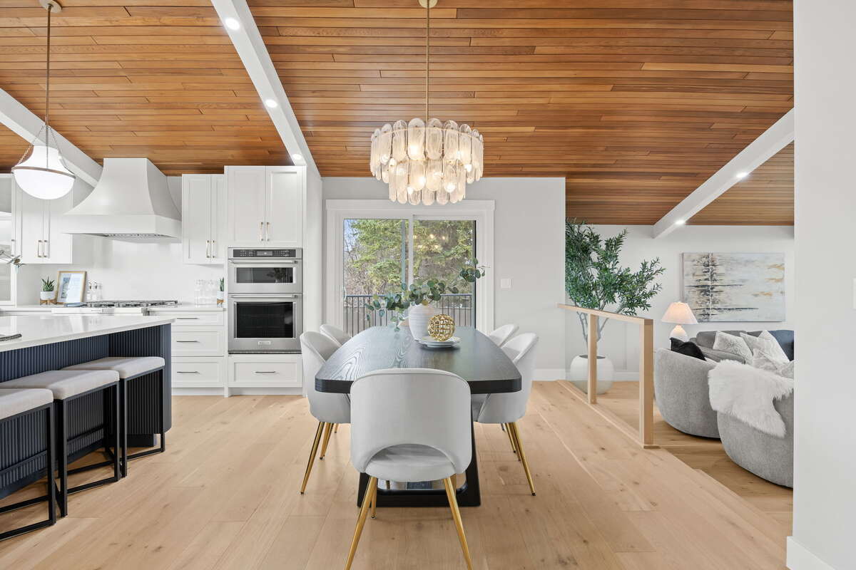 Forever Home in Oakridge Community