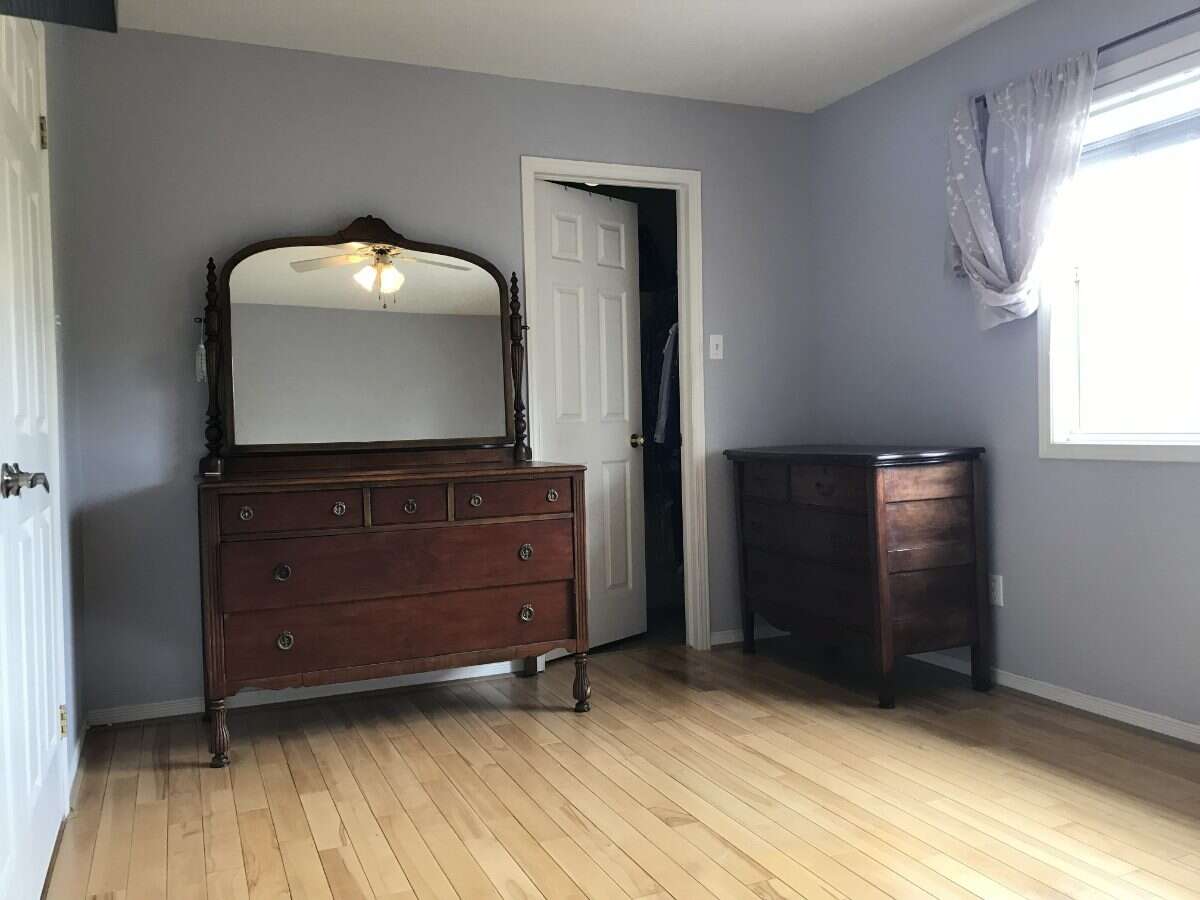 Beautifully Maintained Freehold Townhome