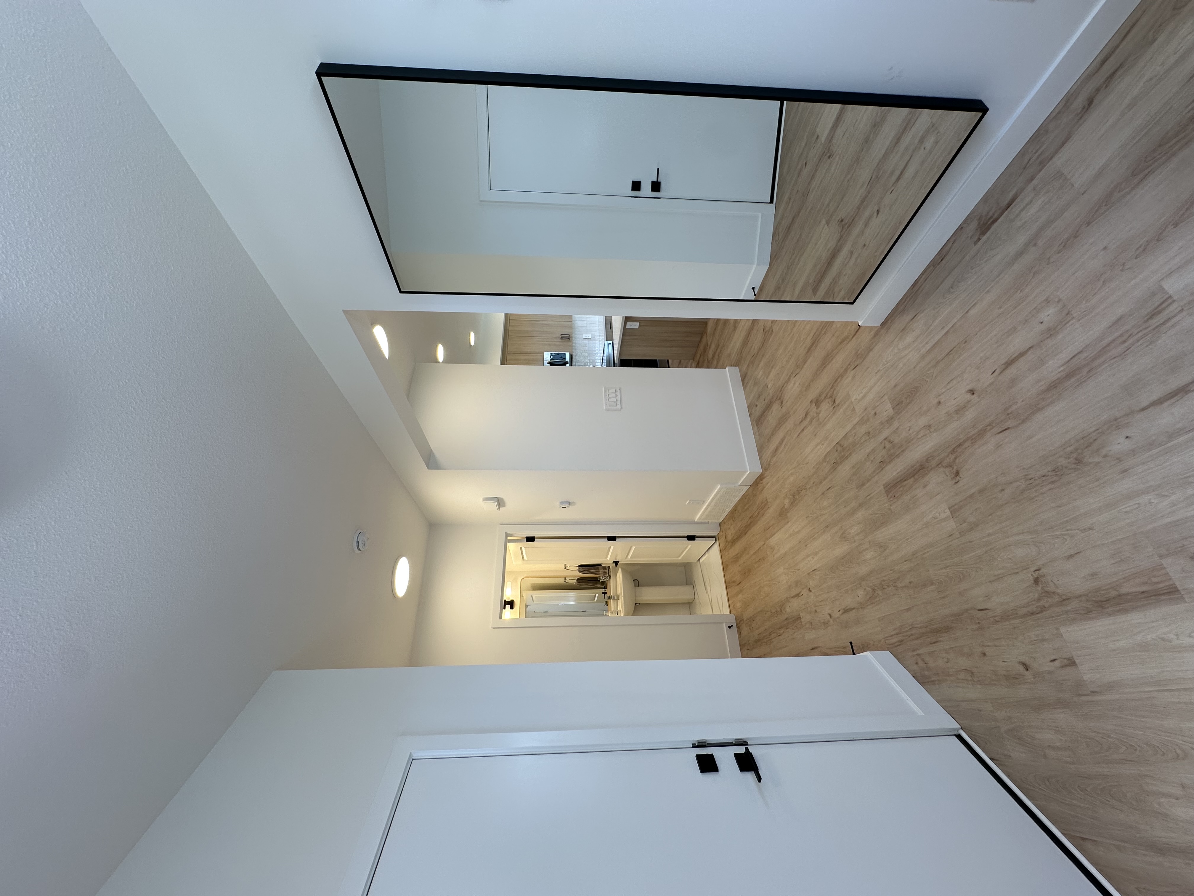 Bright/ spacious 3 bedroom home in St. Albert 