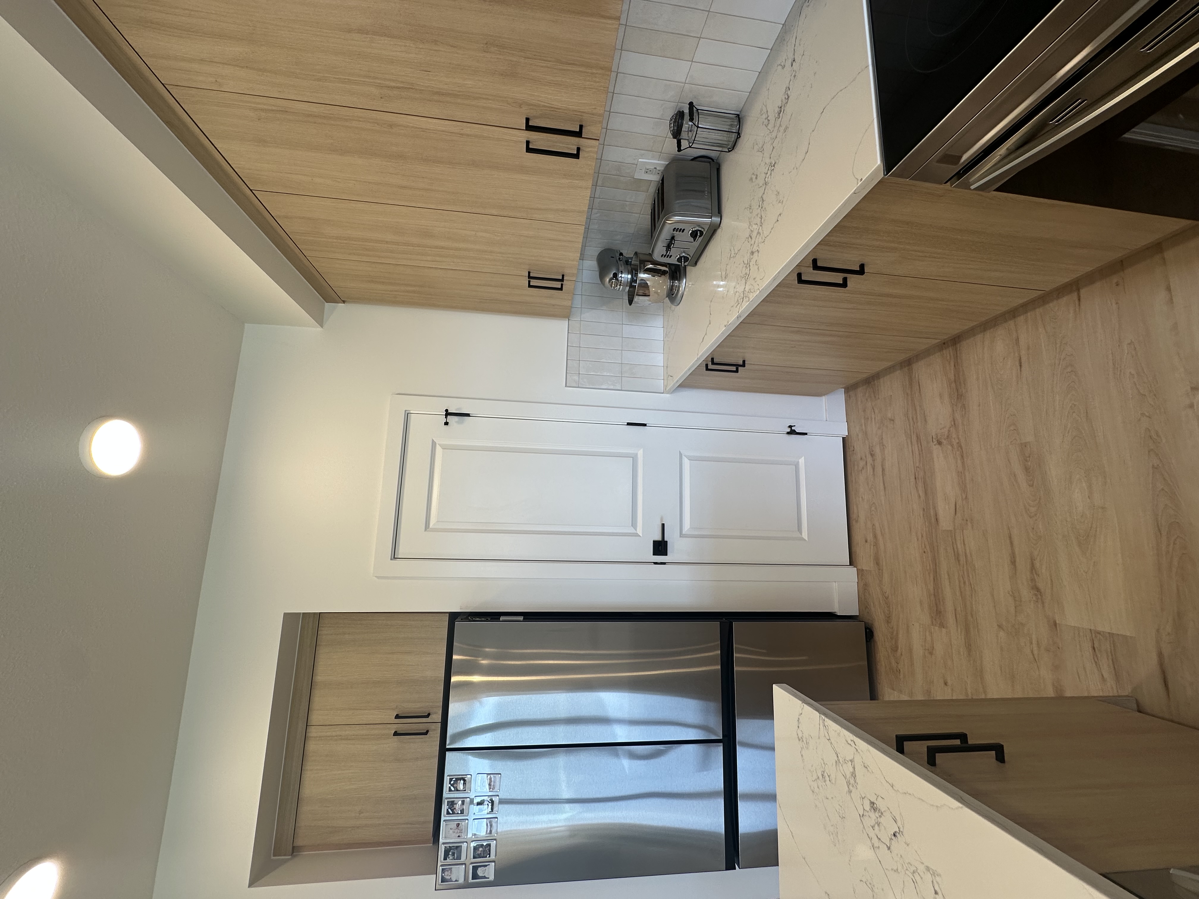 Bright/ spacious 3 bedroom home in St. Albert 