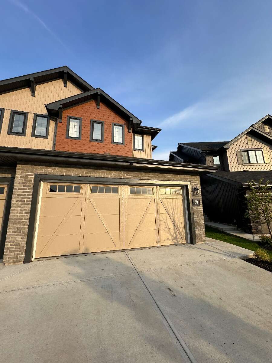 29 Chartres Close