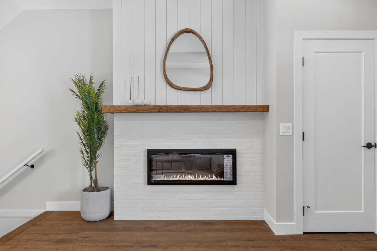 Electric fireplace