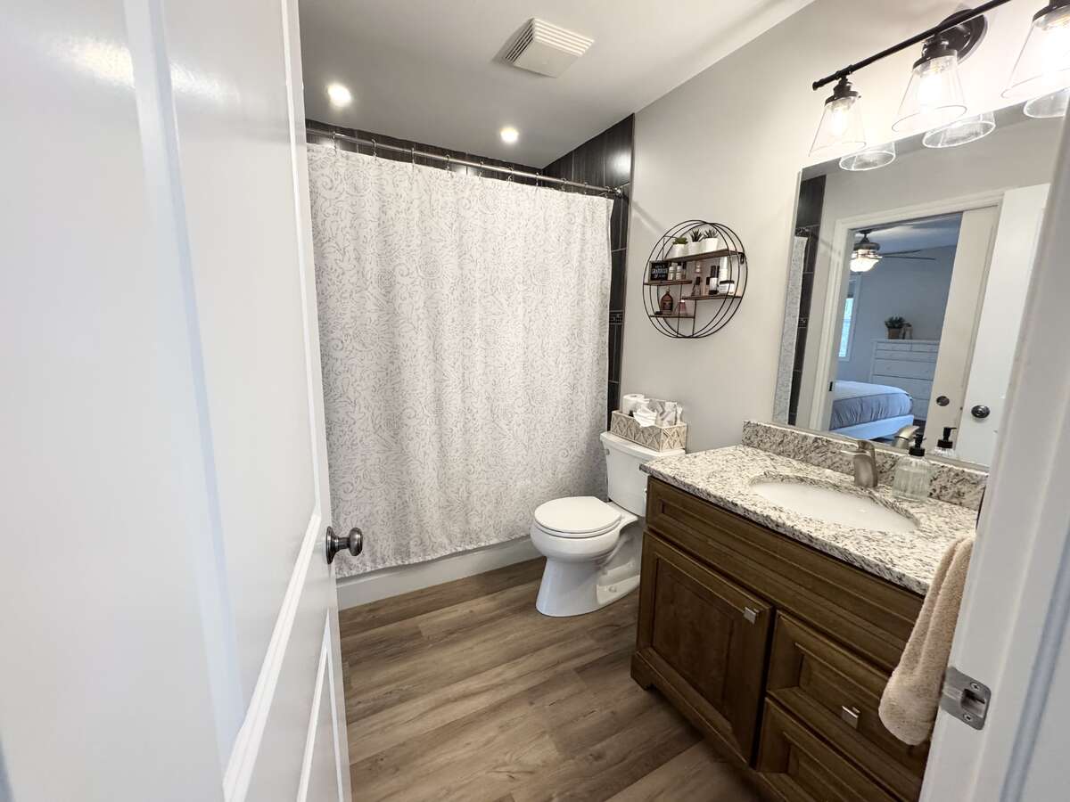 Main Bathroom