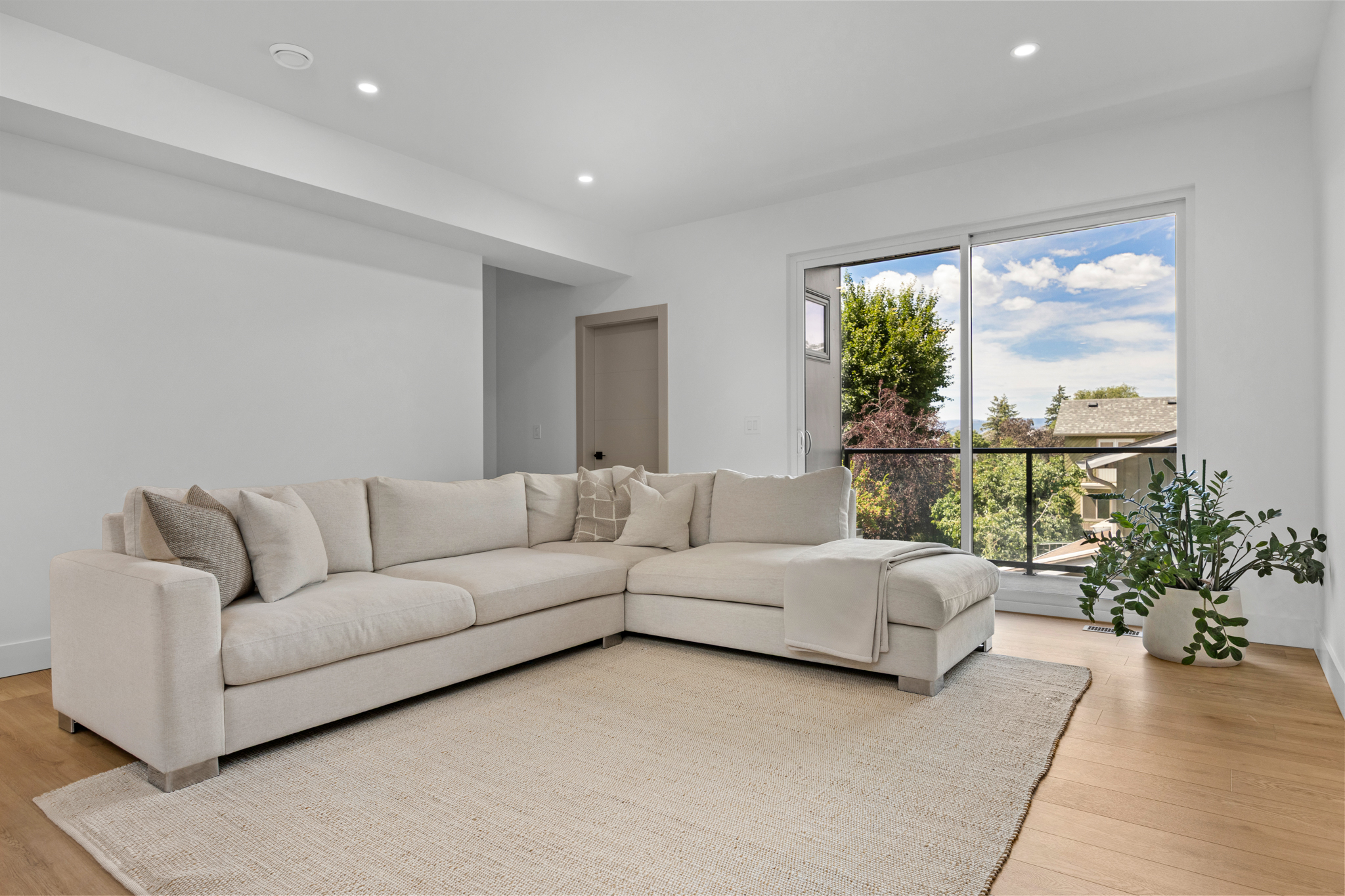 Rare New Fourplex w. In-Law Suite