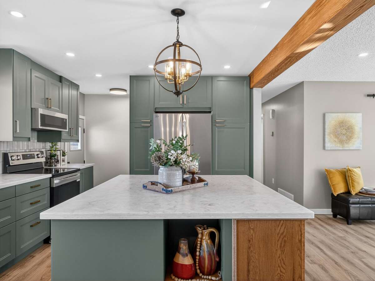 kitchen island as center of the home