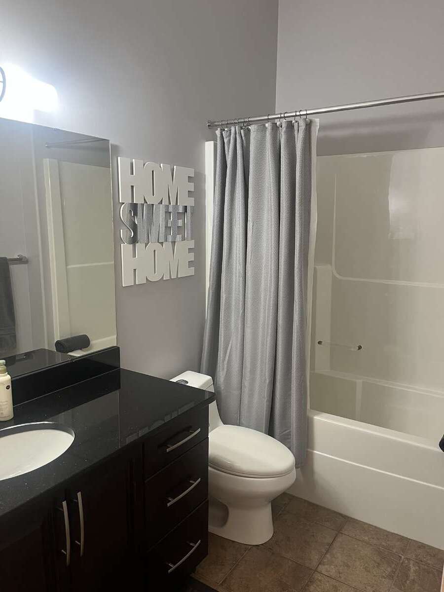 Full bathroom