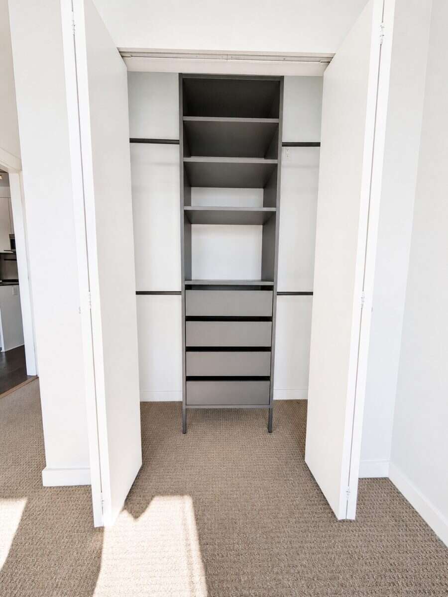 Bright one bed condo in West Maple Ridge