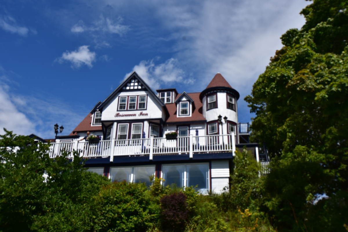 Business with Property For Sale in Lunenburg, NS - 17 bed, 20 bath