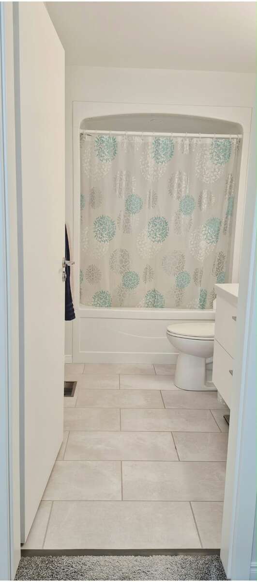 Beautiful 5 bedroom home with exceptional features