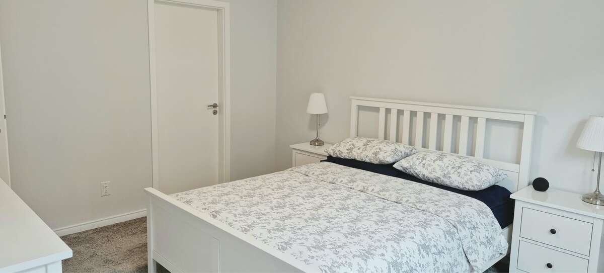 Beautiful 5 bedroom home with exceptional features