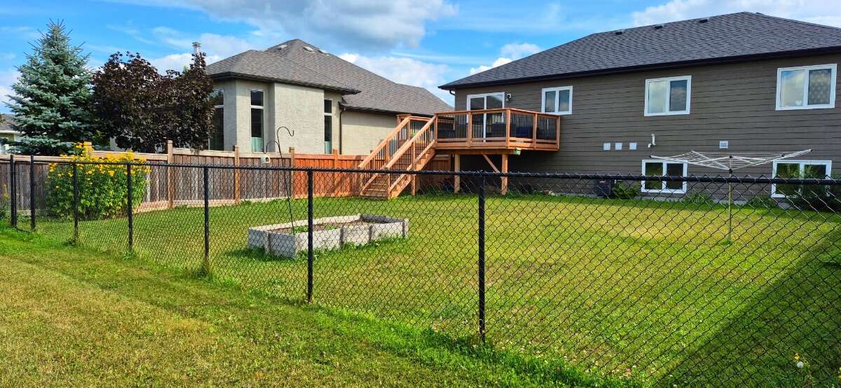 Beautiful 5 bedroom home with exceptional features