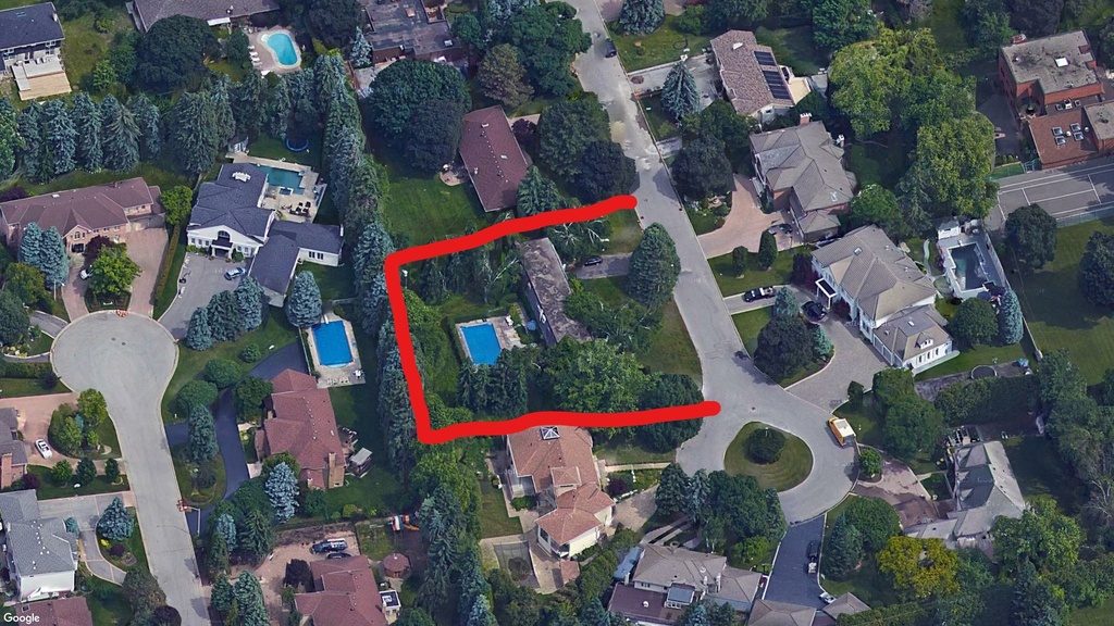  For Sale in Thornhill, 