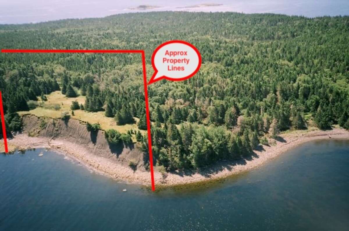 Waterfront Property / Acreage / Island / Vacant Land For Sale in LaHave, NS
