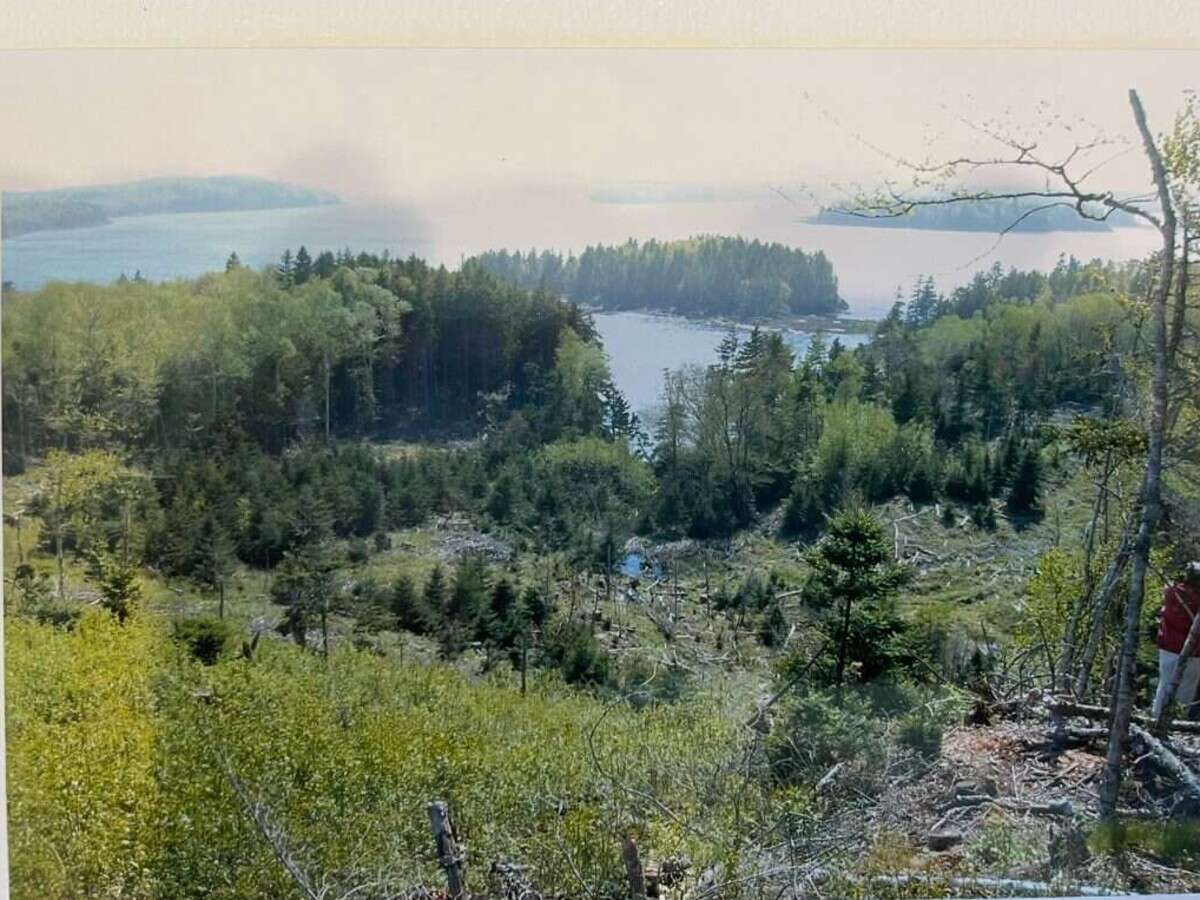 110 acres of coastal land along the Bay of Fundy
