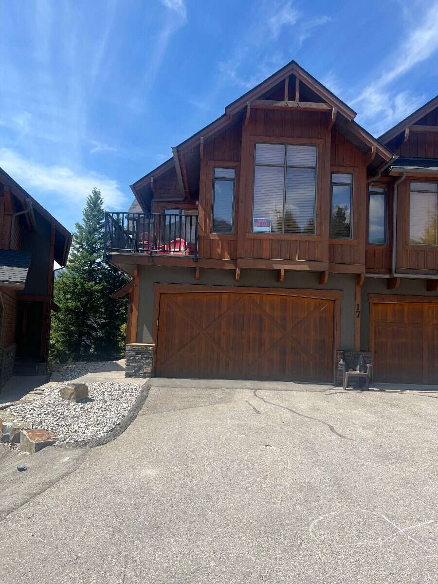 4 Bedroom Townhouse in Lakeview Meadows