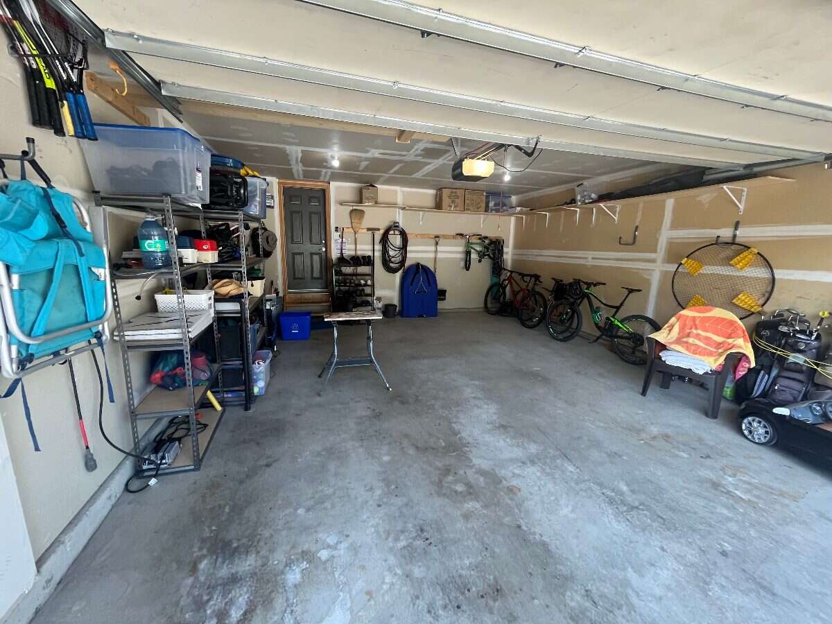 4 Bedroom Townhouse in Lakeview Meadows