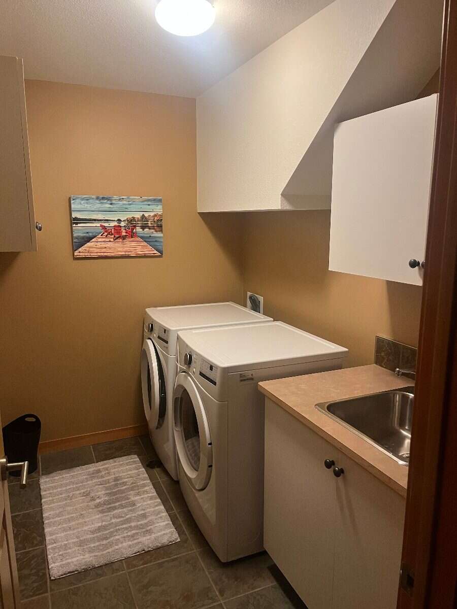 4 Bedroom Townhouse in Lakeview Meadows
