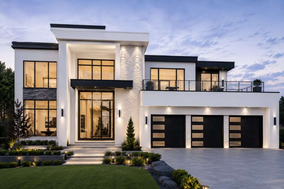 EXCEPTIONAL CORNER RAVINE LOT / WALKOUT POTENTIAL
