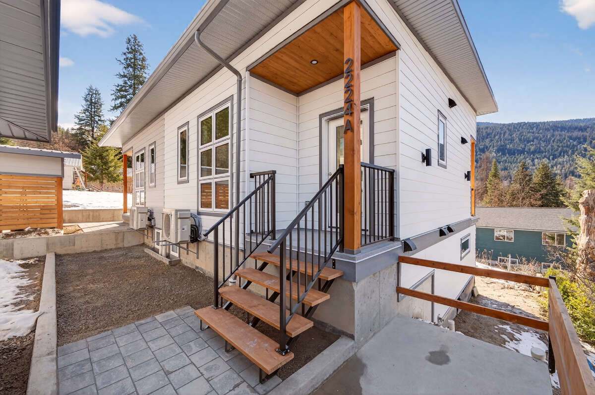 New 2 Bdrm Townhome