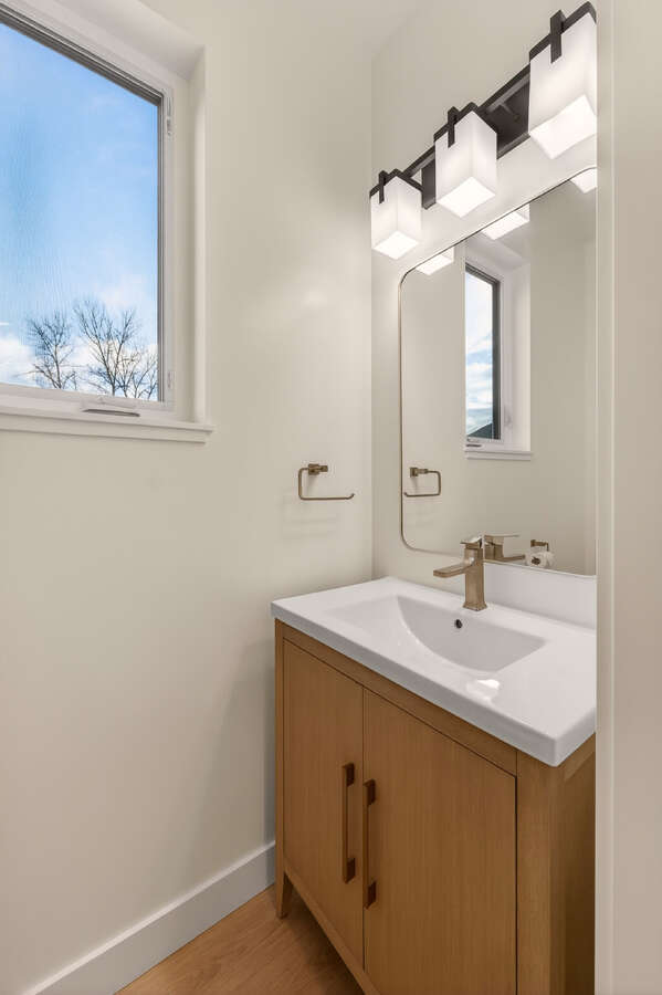 New 2 Bdrm Townhome
