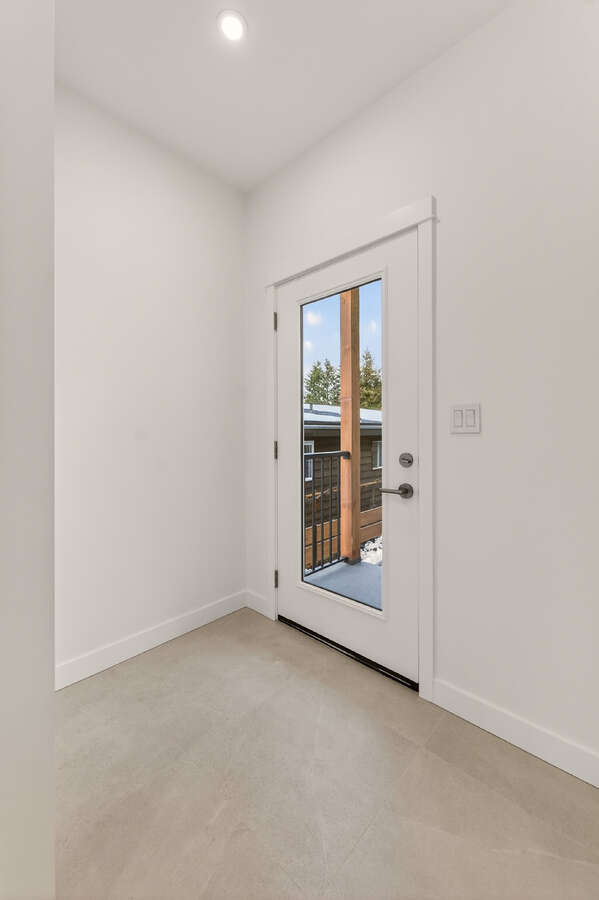 New 2 Bdrm Townhome