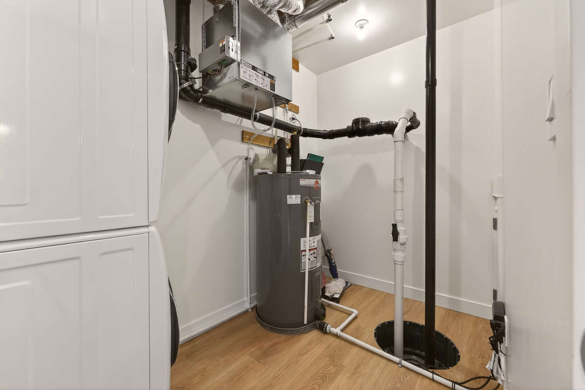 New 2 Bdrm Townhome